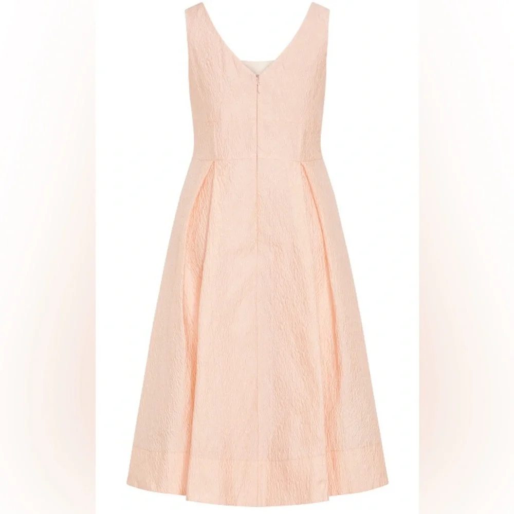 City chic Estella dress light peachy pink. Size 20W. New inpackage - Picture 5 of 8